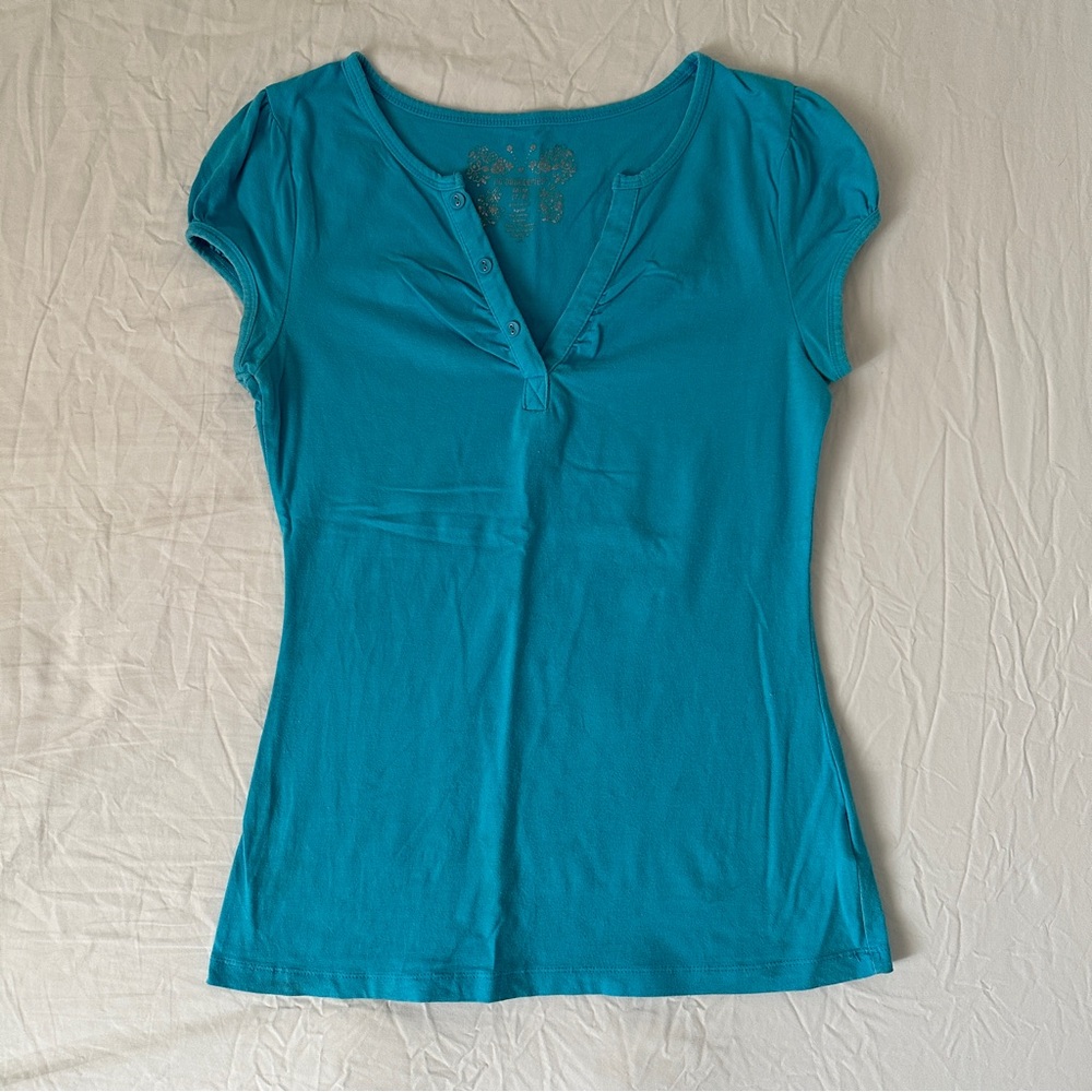 Y2K no boundaries buttoned top